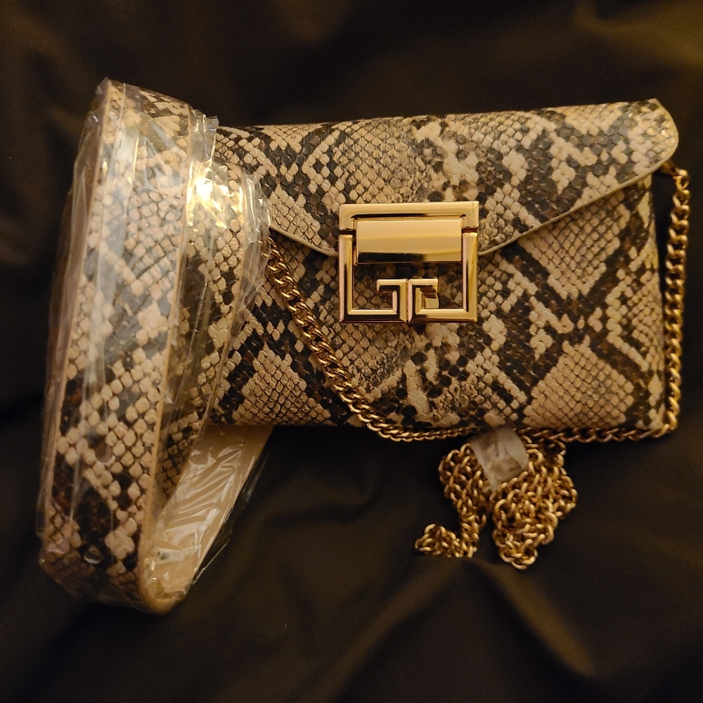 🔥Mini Snakeskin Belt bag with buckle - Picture 3 of 4